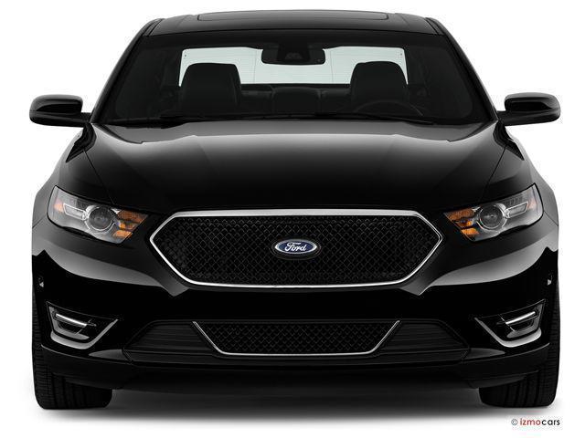 2017_ford_taurus_frontview